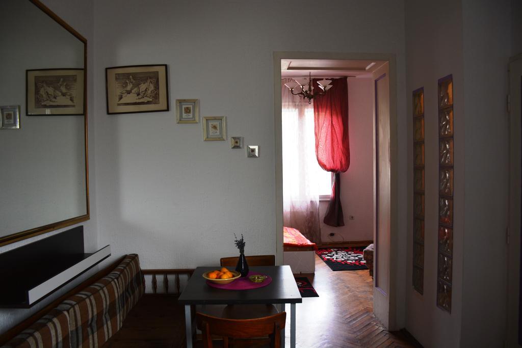 Cozy Downtown Apartment Beograd Ngoại thất bức ảnh